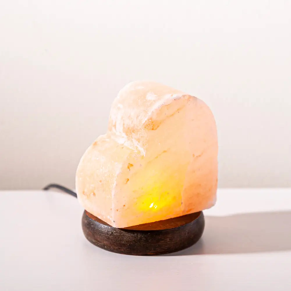 Brookstone HeartShaped Himalayan Salt Lamp Bargain Shark